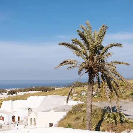 Amer Santorini With Outdoor Hot Tub Vothon