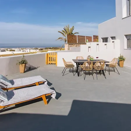 Amer Santorini With Outdoor Hot Tub * Vóthon