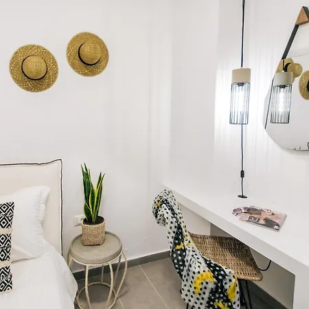 Amer Santorini With Outdoor Hot Tub Holiday home Vothon